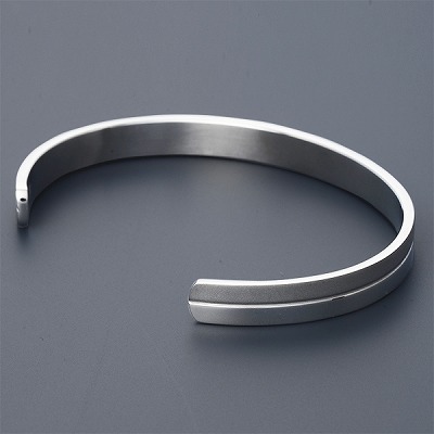 ステンレスバングル