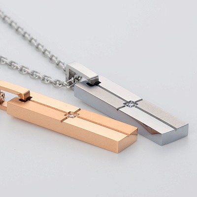 ステンレスペアネックレス