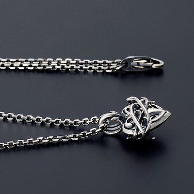 シルバーネックレス