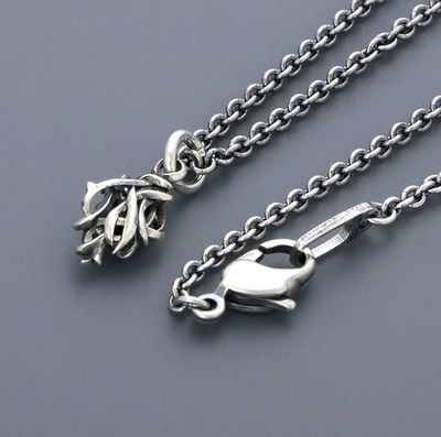 シルバーネックレス