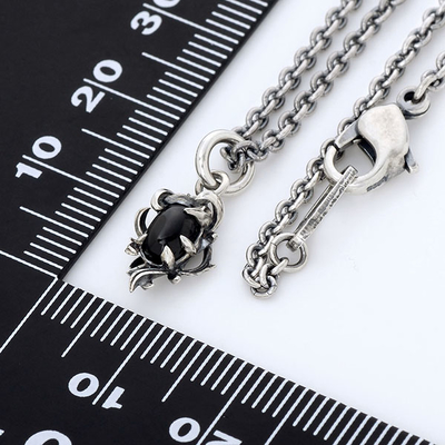 シルバーネックレス