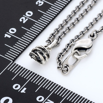 シルバーネックレス