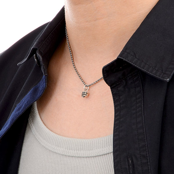 シルバーネックレス