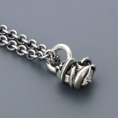 シルバーネックレス