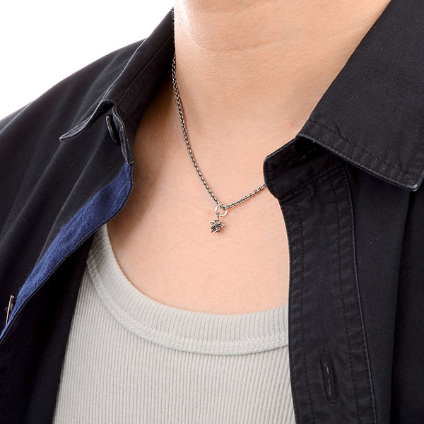 シルバーネックレス