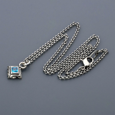 シルバーネックレス