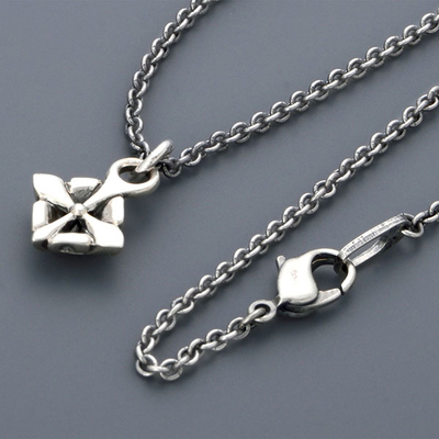 シルバーネックレス