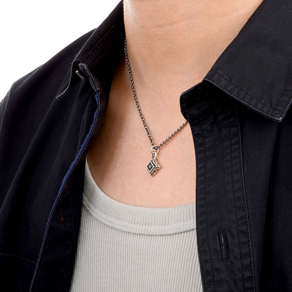 シルバーネックレス