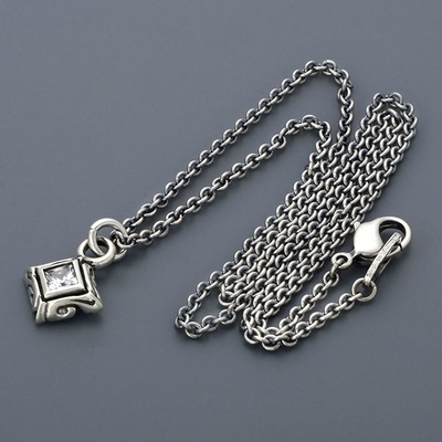 シルバーネックレス