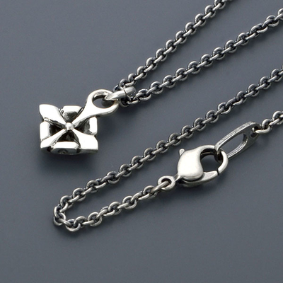 シルバーネックレス