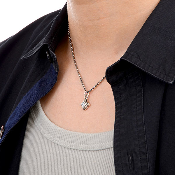 シルバーネックレス