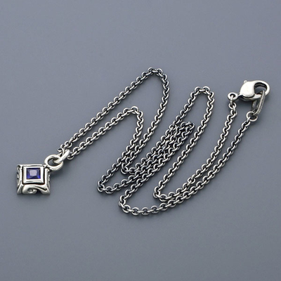 シルバーネックレス