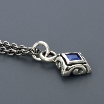 シルバーネックレス