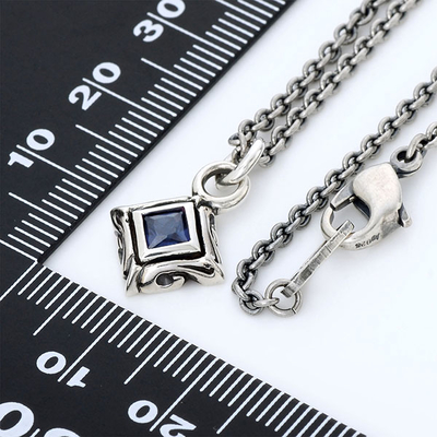 シルバーネックレス