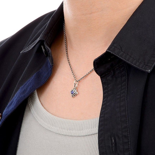 シルバーネックレス