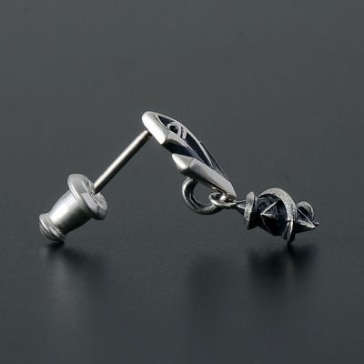 シルバースタッドピアス(片耳用)