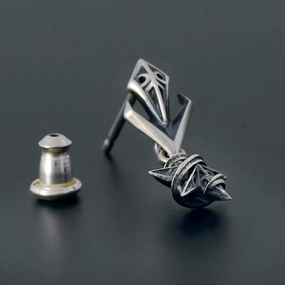 シルバースタッドピアス(片耳用)