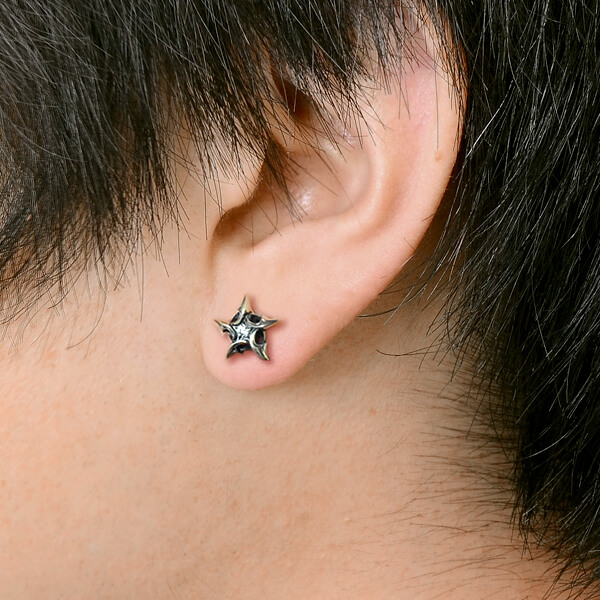 シルバースタッドピアス(片耳用)