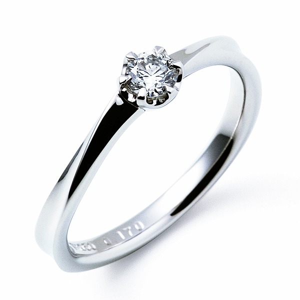 THE KISS Anniversary プラチナエンゲージリング