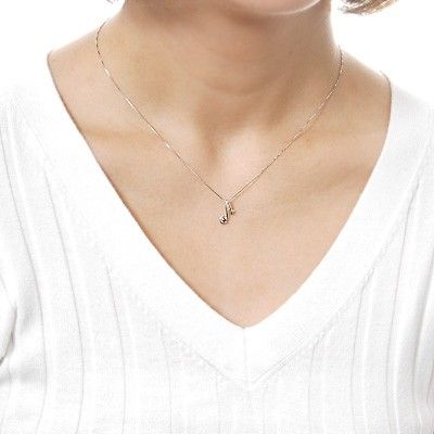 ホワイトゴールドネックレス