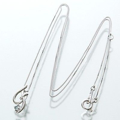 ホワイトゴールドネックレス