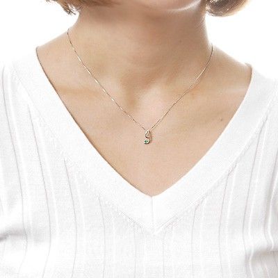 ホワイトゴールドネックレス