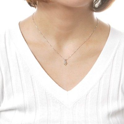 ホワイトゴールドネックレス