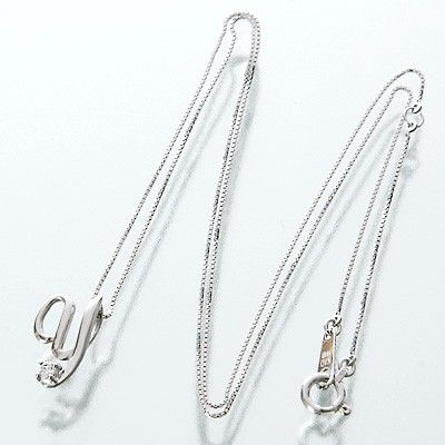 ホワイトゴールドネックレス