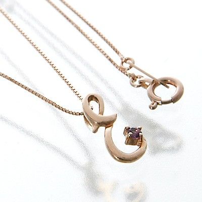 ピンクゴールドネックレス