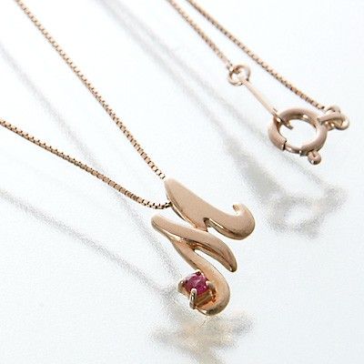 ピンクゴールドネックレス