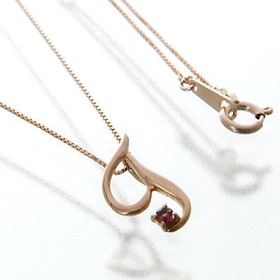 ピンクゴールドネックレス