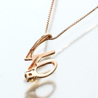 ピンクゴールドネックレス