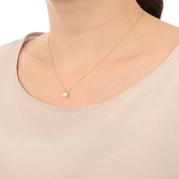 イエローゴールドネックレス