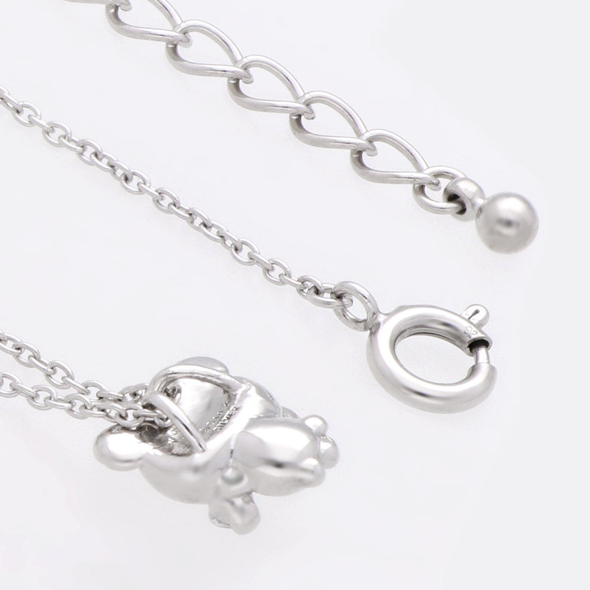 シルバーネックレス