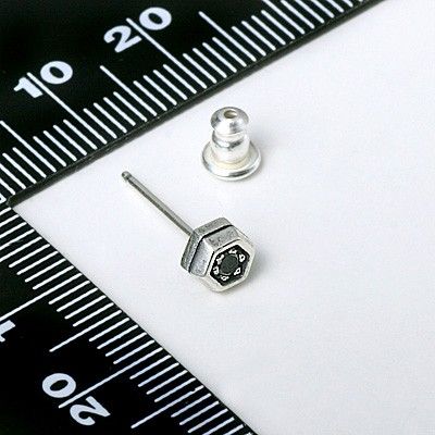 シルバースタッドピアス(片耳用)