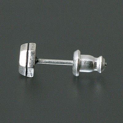 シルバースタッドピアス(片耳用)