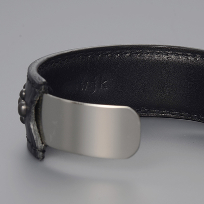 レザーバングル