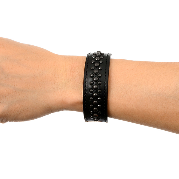 レザーバングル