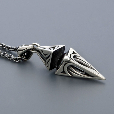 シルバーネックレス