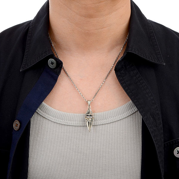 シルバーネックレス