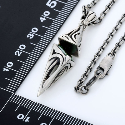 シルバーネックレス