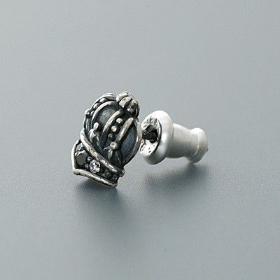 シルバースタッドピアス