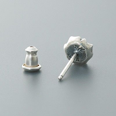 シルバースタッドピアス(片耳用)