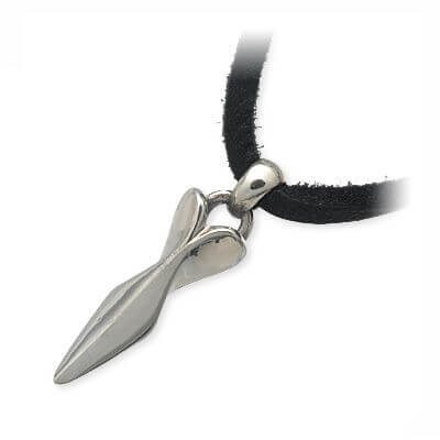 Ijeluna-homme レザーネックレス