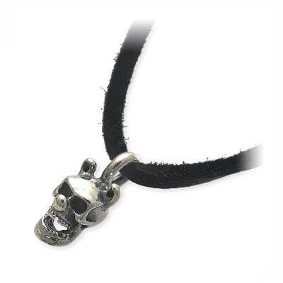 Ijeluna-homme レザーネックレス