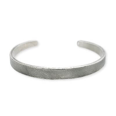 Ijeluna-homme シルバーバングル