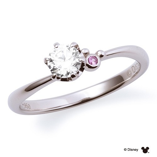 THE KISS Anniversary プラチナエンゲージリング