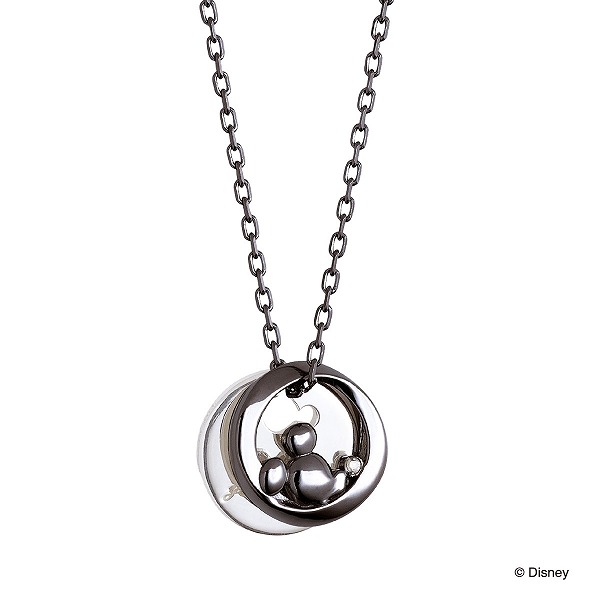 THE KISS シルバーネックレス