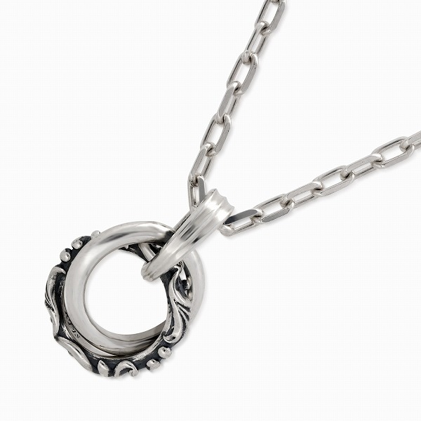 シルバーネックレス