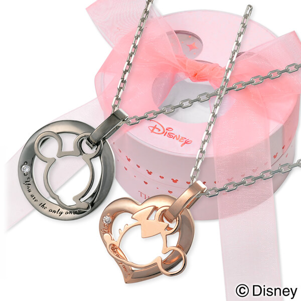 THE KISS シルバーペアネックレス